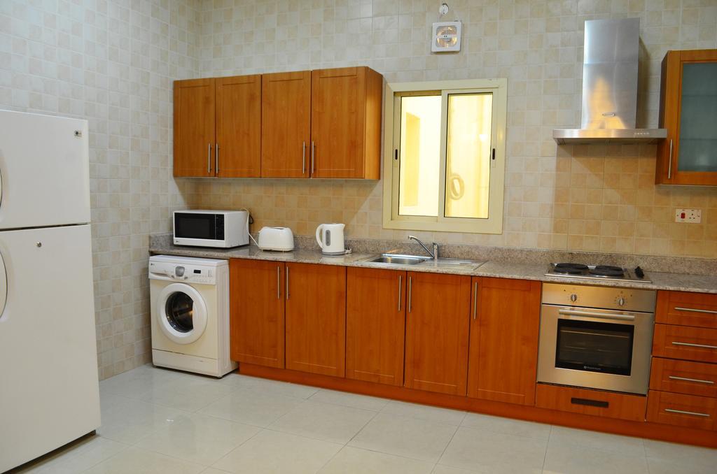 President Suites Apartments 麦纳麦 外观 照片