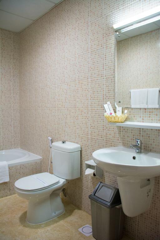President Suites Apartments 麦纳麦 外观 照片