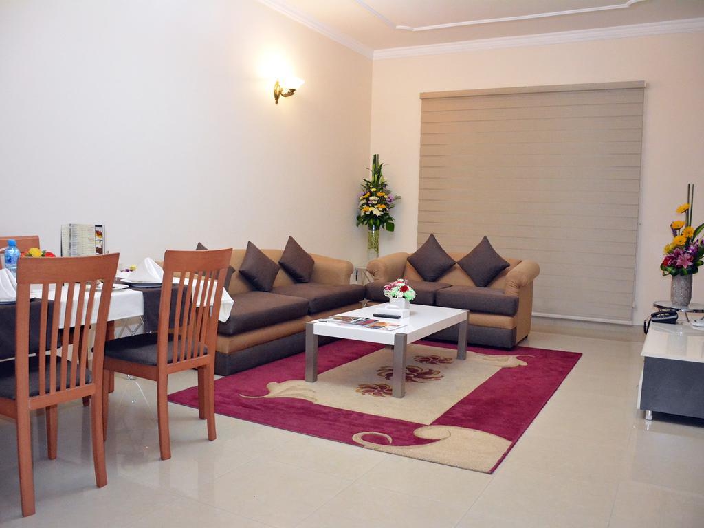 President Suites Apartments 麦纳麦 外观 照片